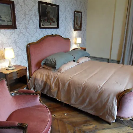 Bed & Breakfast Chateau De Clermont-saves