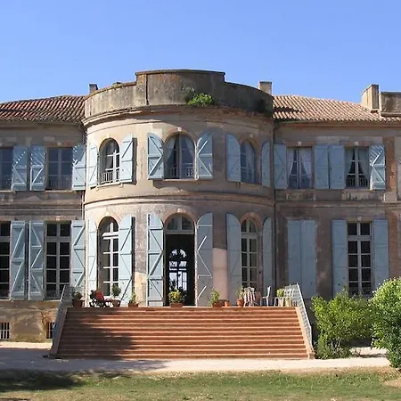 Chateau De Clermont-saves Bed & Breakfast